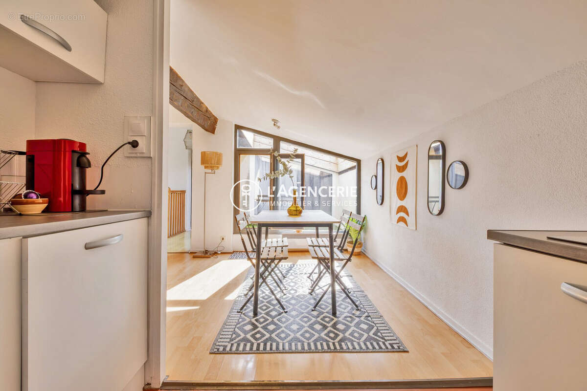 Appartement à BORDEAUX