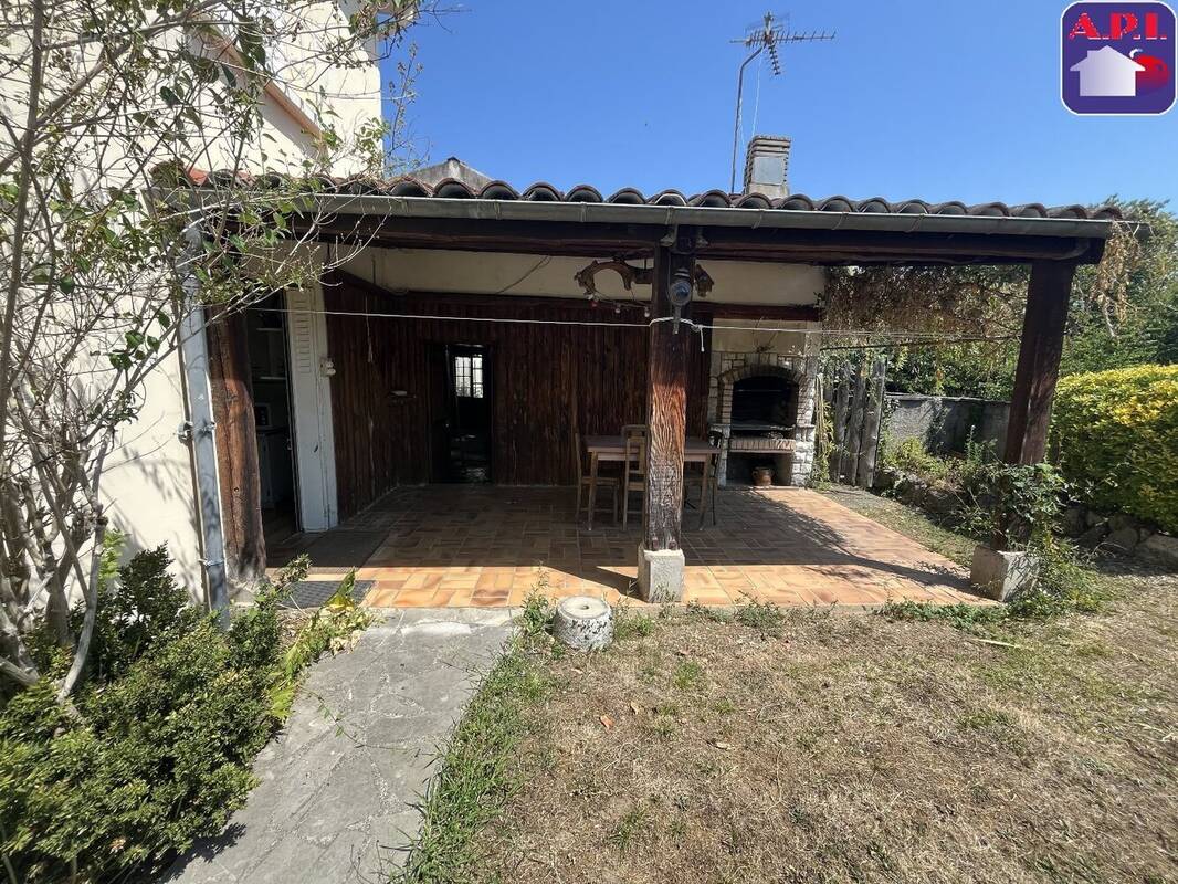 Maison à LAROQUE-D&#039;OLMES