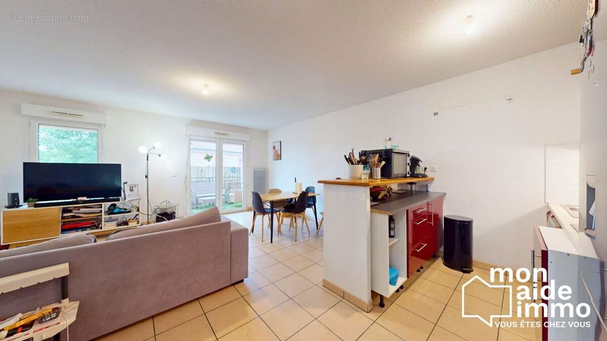 Appartement à SAINT-QUENTIN-DE-BARON