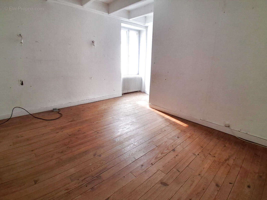 Maison à SUCE-SUR-ERDRE