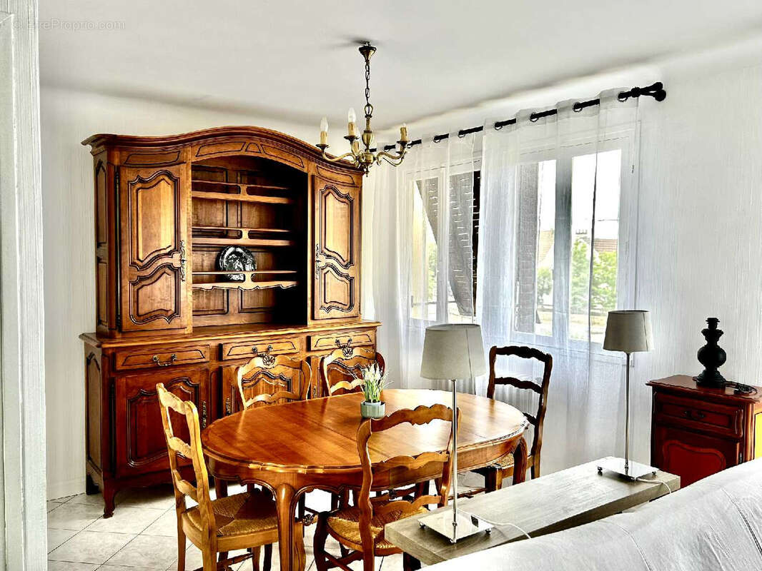 Maison à SAINT-LOUP-DE-VARENNES