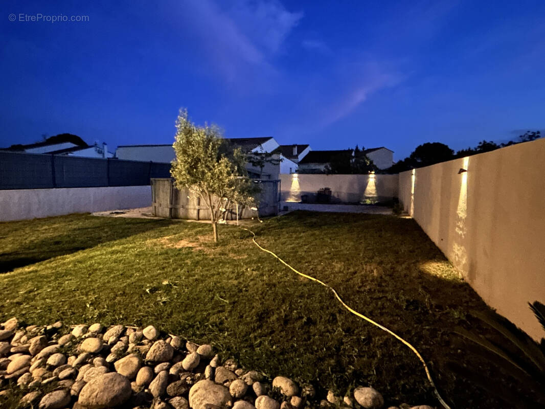 Maison à LEZIGNAN-CORBIERES