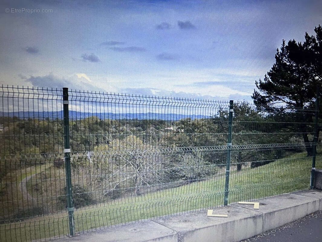 Terrain à BRIVE-LA-GAILLARDE