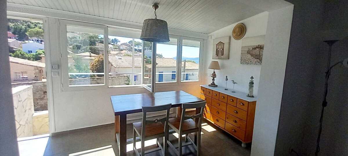 Appartement à LE PRADET