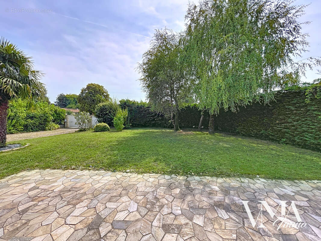 Maison à LES CHERES