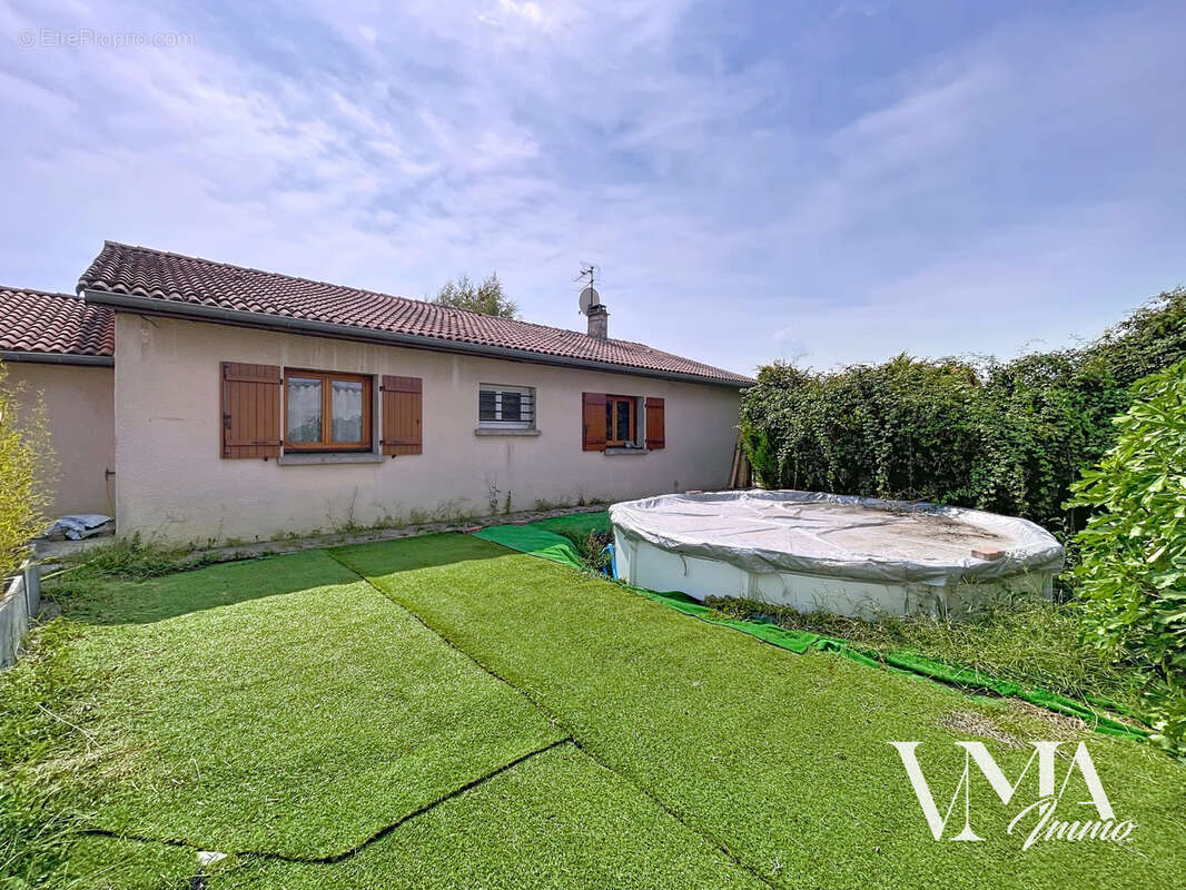 Maison à LES CHERES