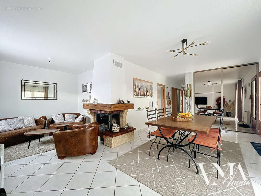 Maison à LES CHERES