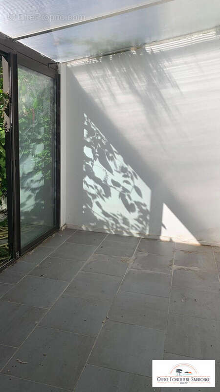 veranda sur cour / RDC - Appartement à ROYAN