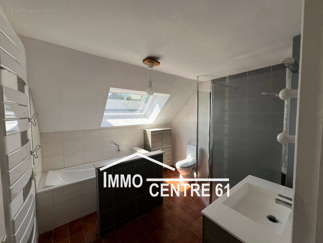 Maison à LA FERTE-MACE