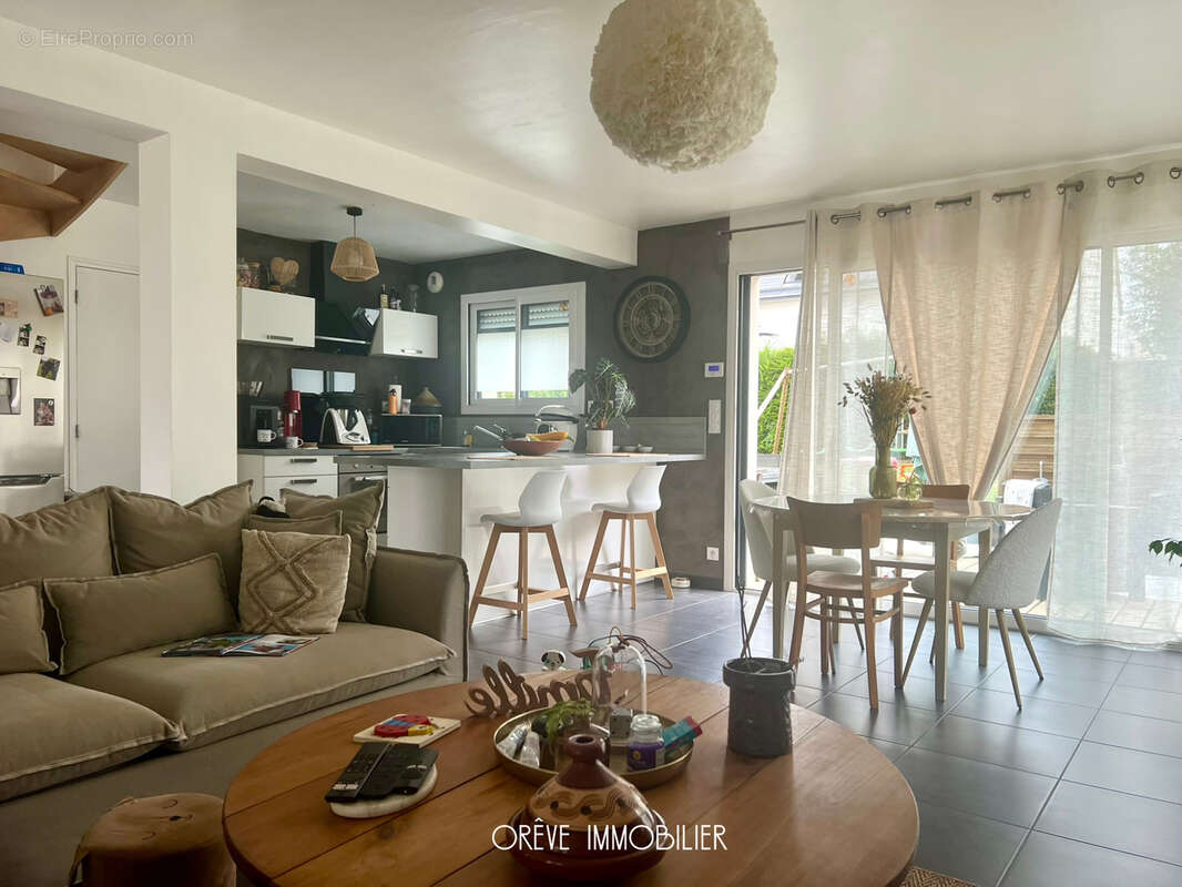 Maison à BOURGBARRE