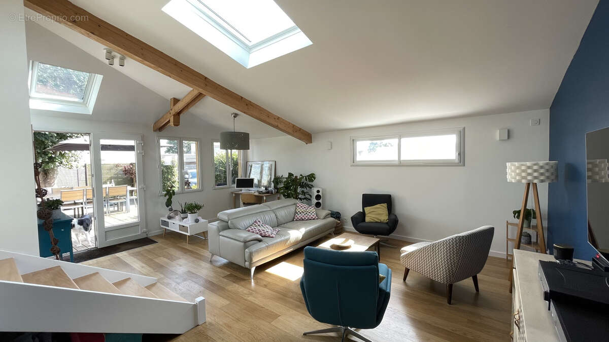 Maison à LE RELECQ-KERHUON