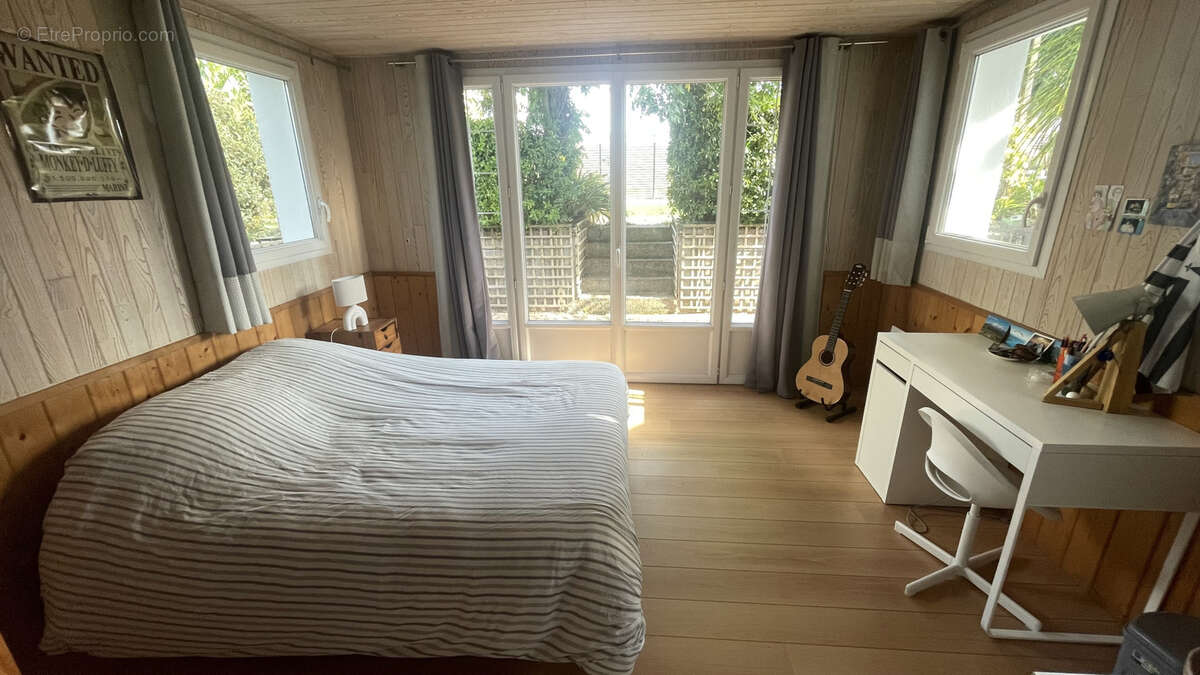 Maison à LE RELECQ-KERHUON