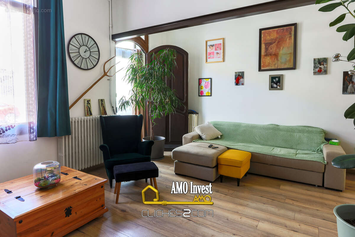 Maison à CHATEAURENARD