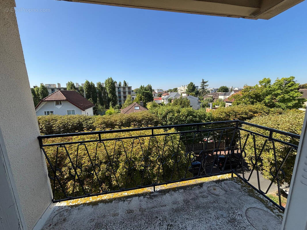 Appartement à SAINT-MAUR-DES-FOSSES