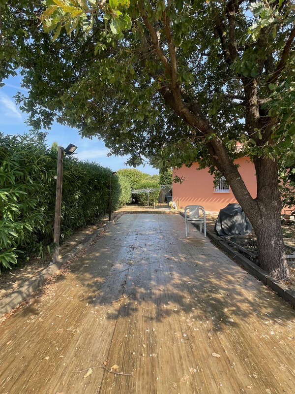 Maison à ROQUEBRUNE-SUR-ARGENS