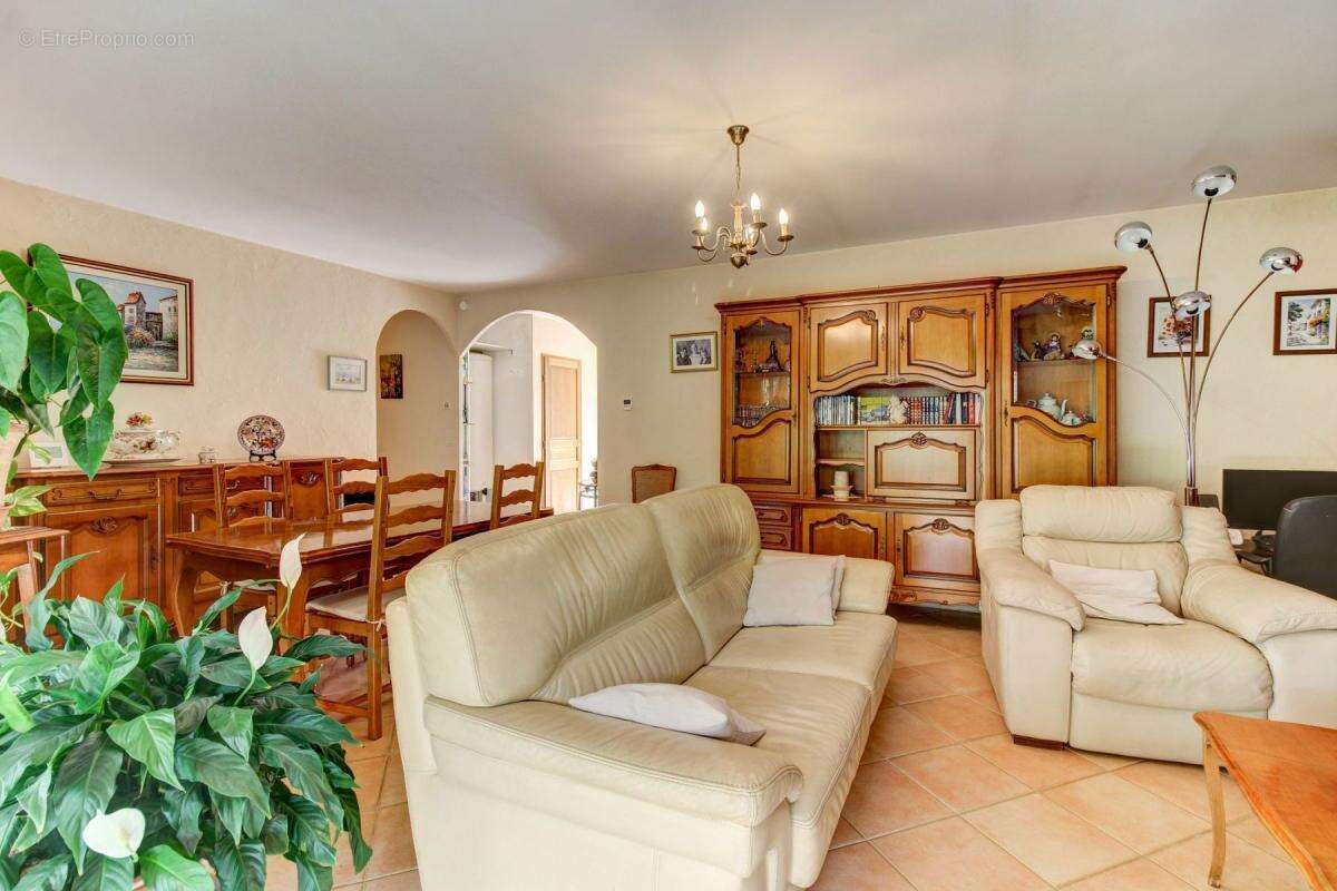 Maison à ROQUESTERON