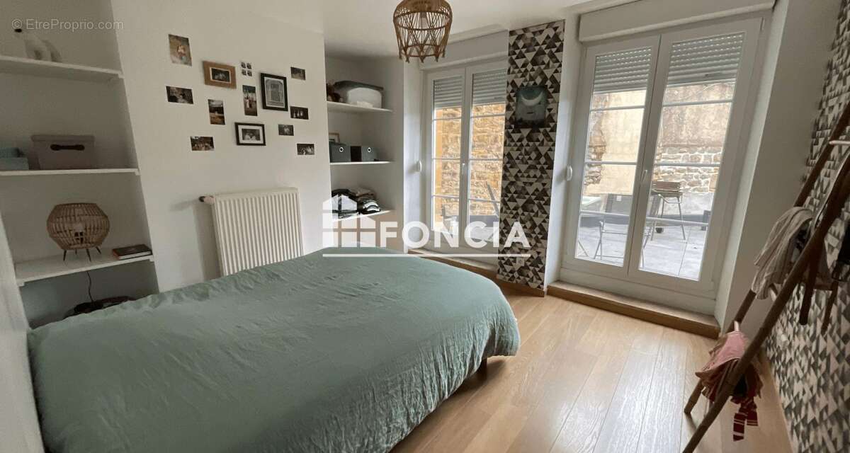 Appartement à CHARLEVILLE-MEZIERES