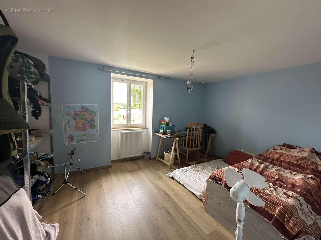 Maison à SAINT-DIDIER-EN-BRIONNAIS