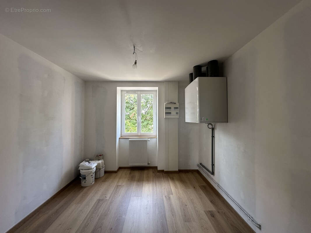 Maison à SAINT-DIDIER-EN-BRIONNAIS