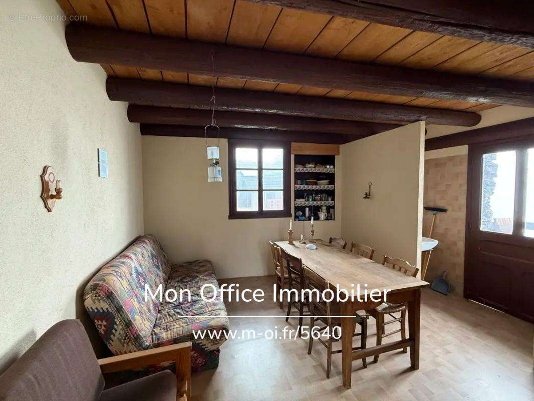 Maison à SAINT-MARTIN-DE-BELLEVILLE