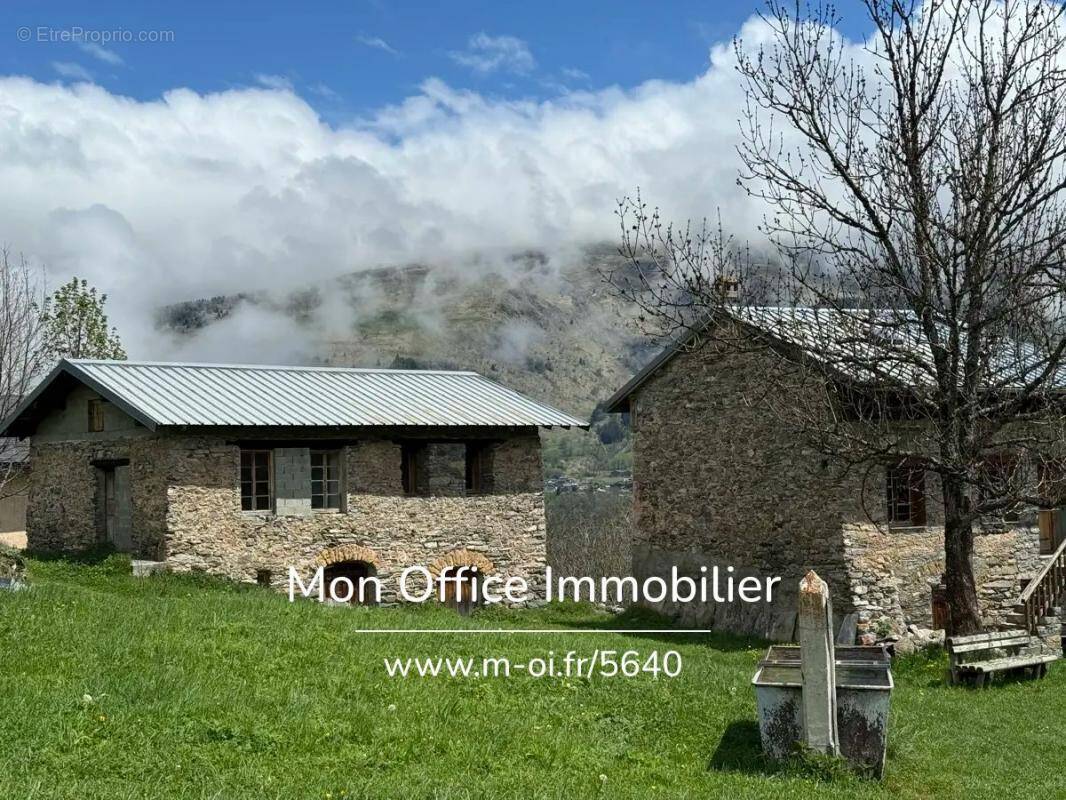 Maison à SAINT-MARTIN-DE-BELLEVILLE