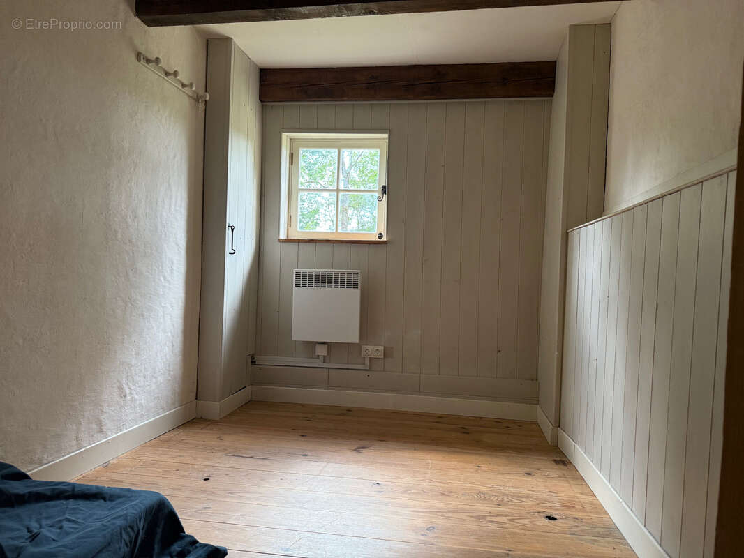 Maison à SAINT-JULIEN-LA-GENESTE