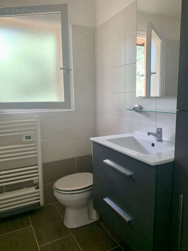 Maison à CHARBONNIERES-LES-BAINS