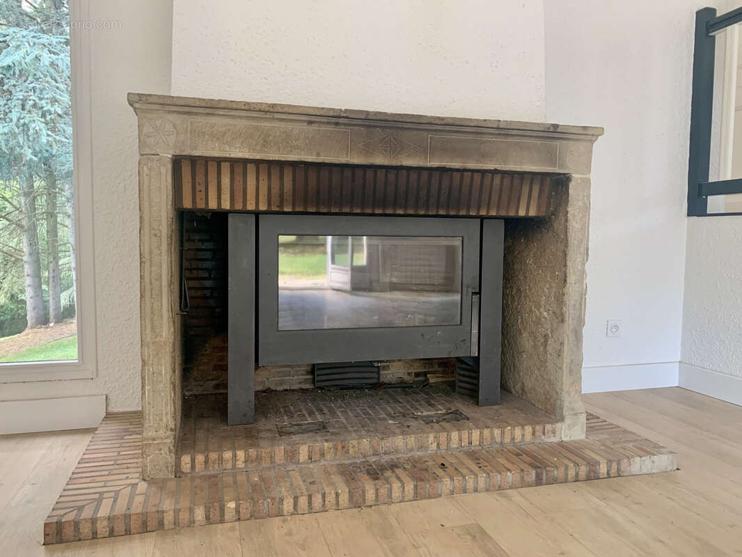 Maison à CHARBONNIERES-LES-BAINS