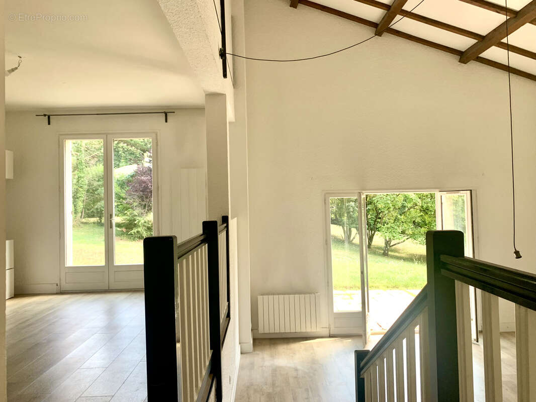 Maison à CHARBONNIERES-LES-BAINS