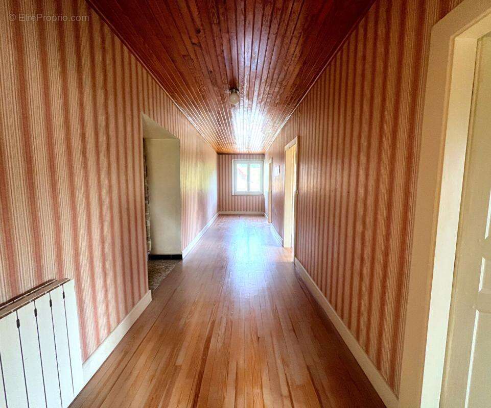 Appartement à VERNIERFONTAINE