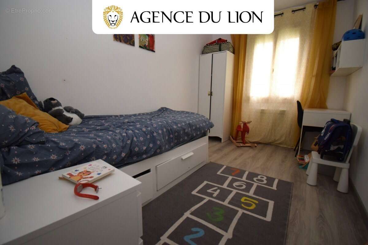 Maison à VERT-EN-DROUAIS