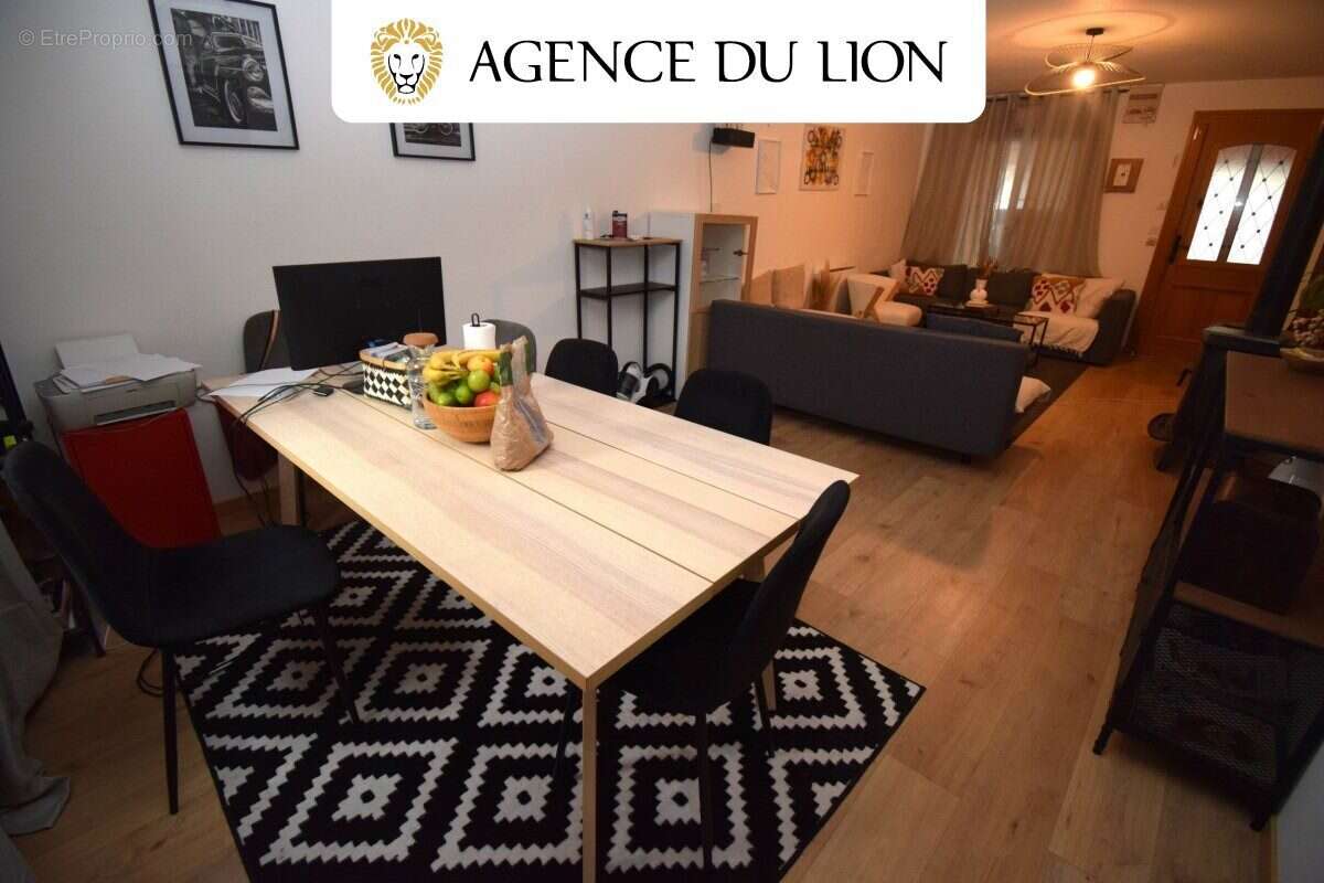 Maison à VERT-EN-DROUAIS