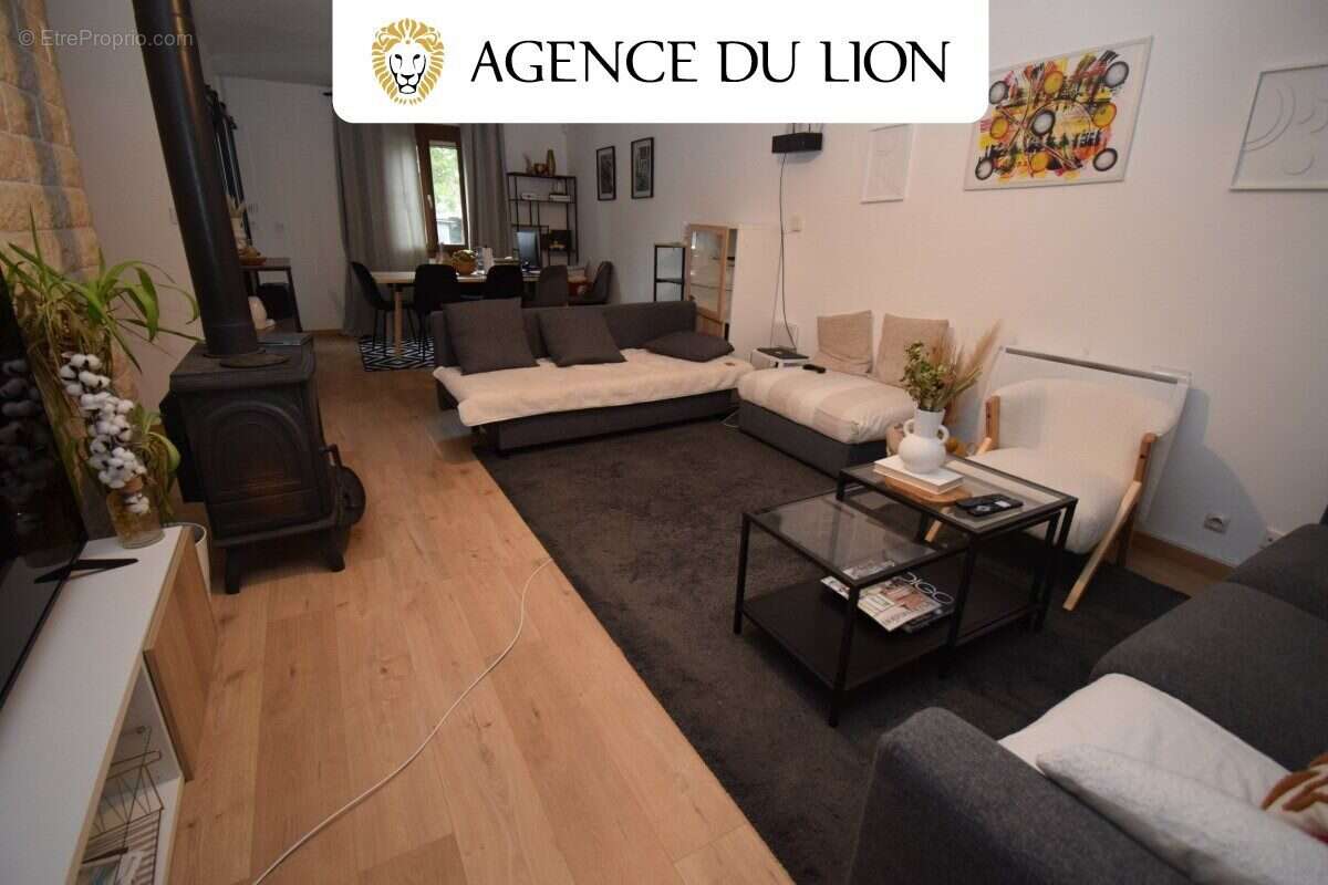 Maison à VERT-EN-DROUAIS