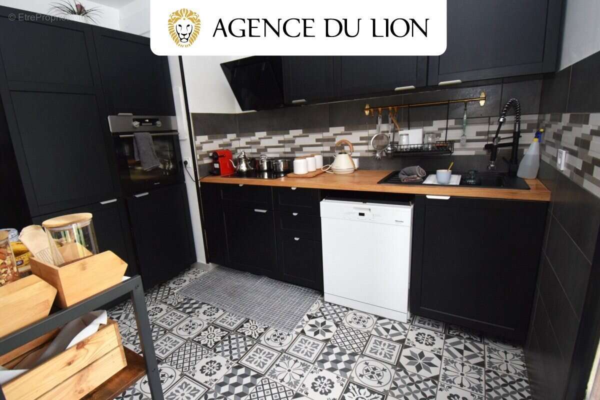 Maison à VERT-EN-DROUAIS