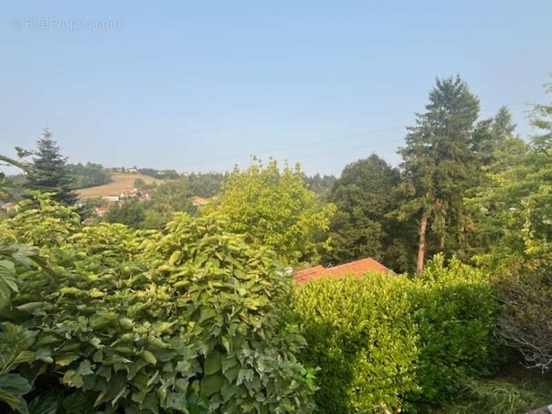 Maison à DECAZEVILLE