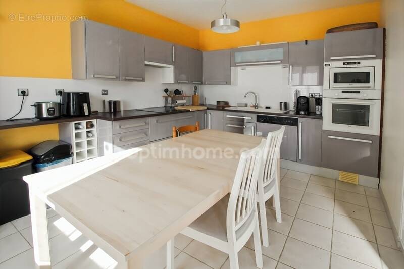 Maison à NEUVILLE-SAINT-AMAND