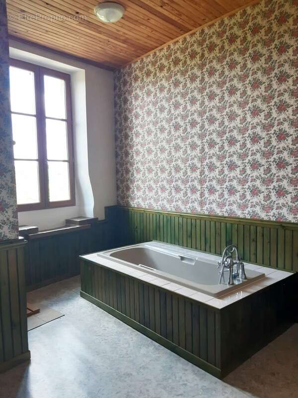 Maison à LIMOGNE-EN-QUERCY