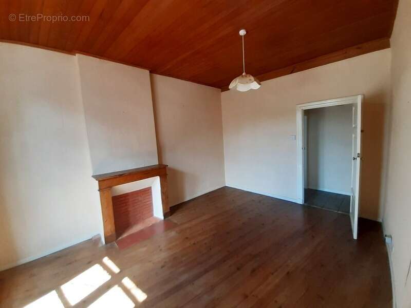 Maison à LIMOGNE-EN-QUERCY