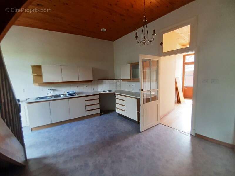 Maison à LIMOGNE-EN-QUERCY