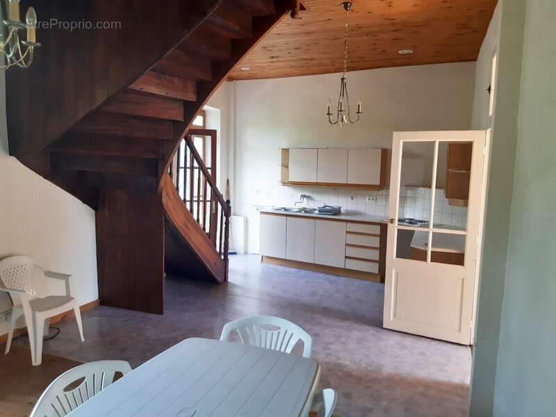 Maison à LIMOGNE-EN-QUERCY