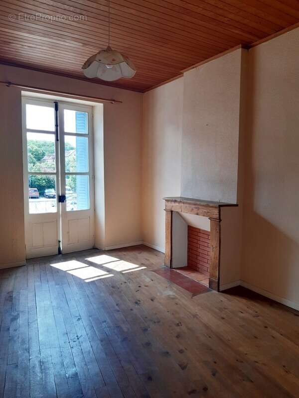 Maison à LIMOGNE-EN-QUERCY