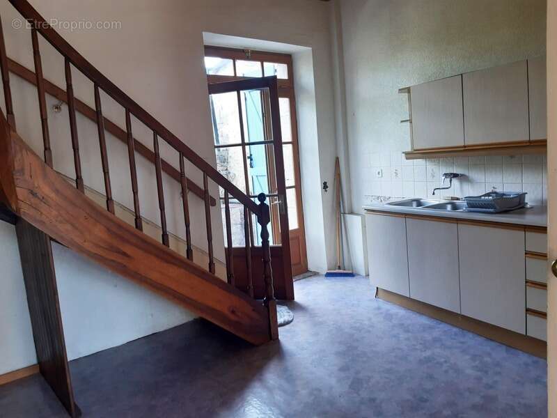 Maison à LIMOGNE-EN-QUERCY