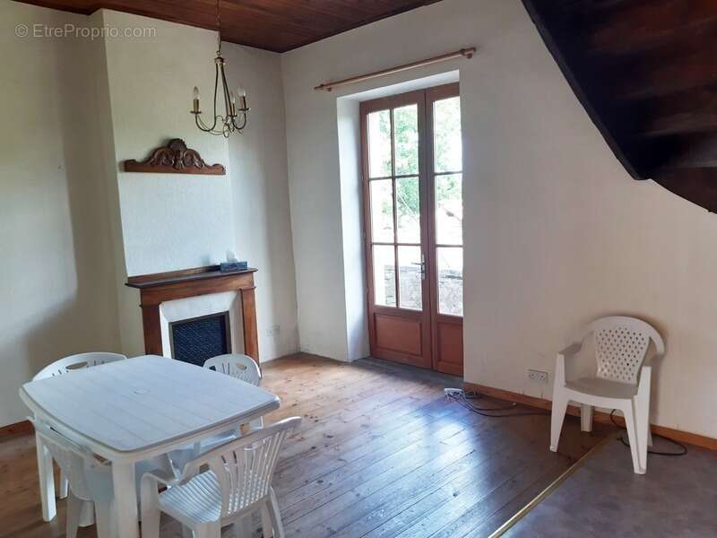 Maison à LIMOGNE-EN-QUERCY