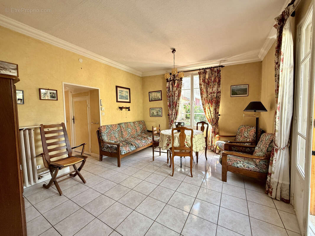 Maison à LES ALLUETS-LE-ROI