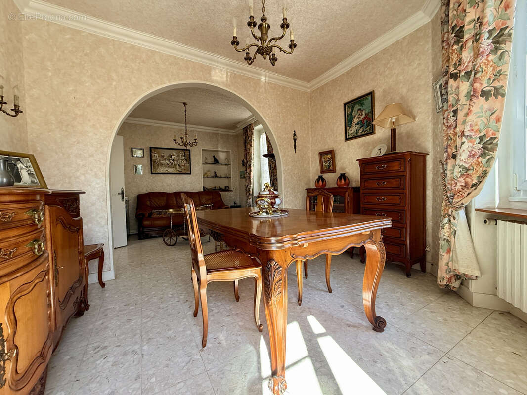 Maison à LES ALLUETS-LE-ROI