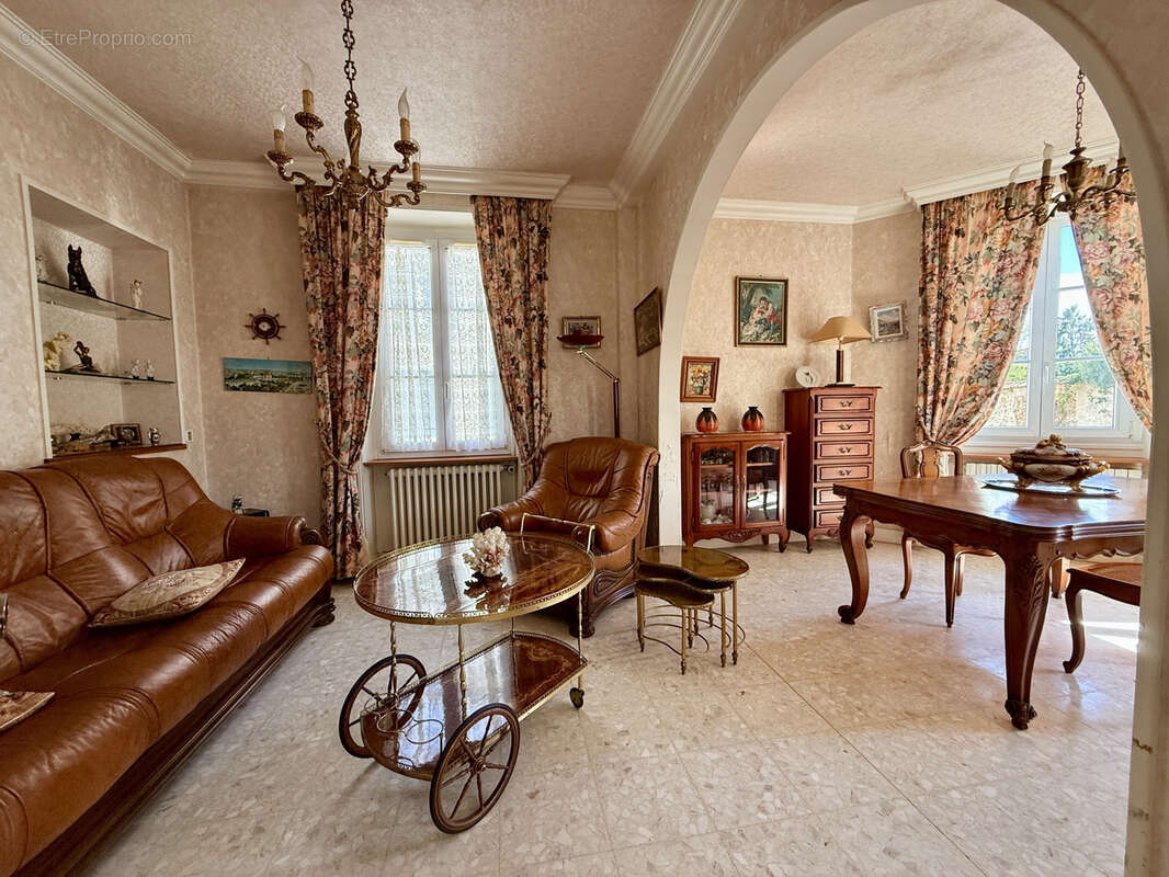 Maison à LES ALLUETS-LE-ROI