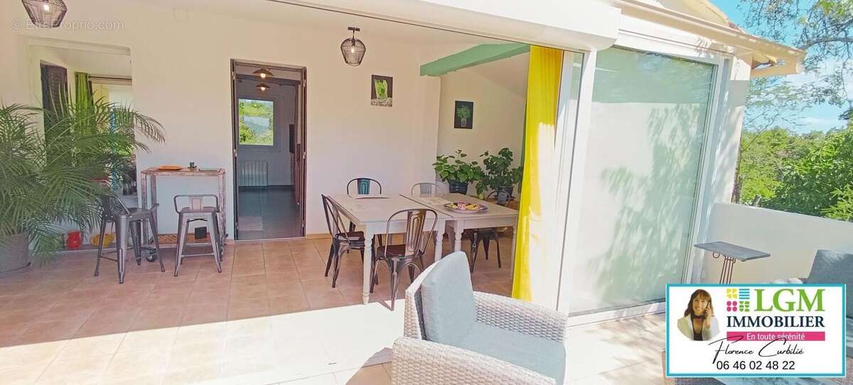 Maison à SAINT-VICTOR-DE-MALCAP