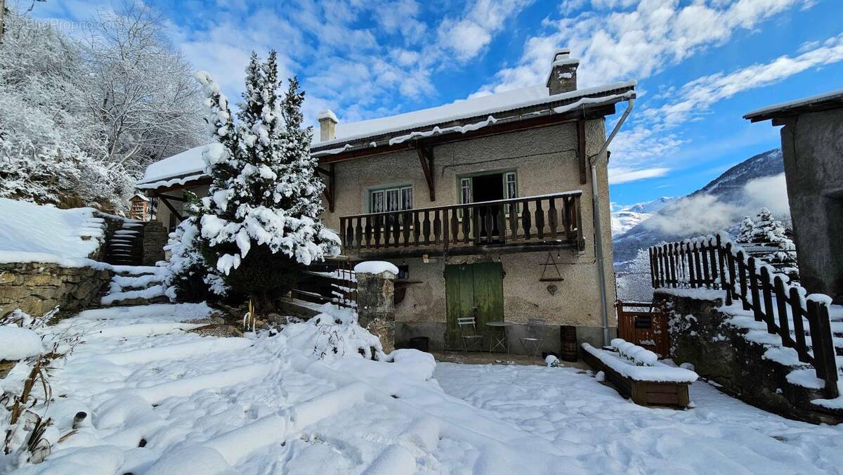 Appartement à AURIS