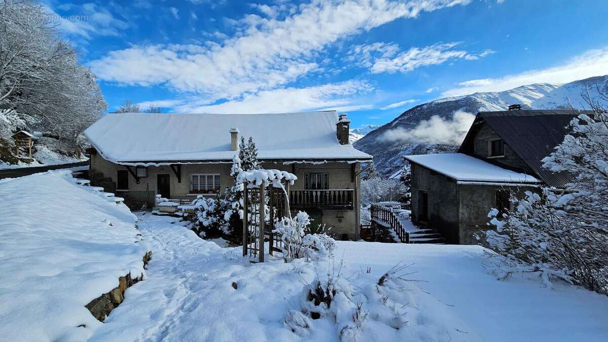 Appartement à AURIS