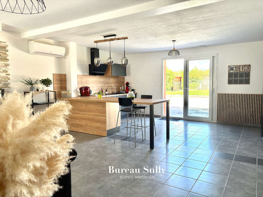 Maison à CORCELLES-EN-BEAUJOLAIS